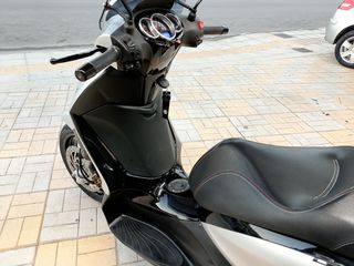 Piaggio Beverly 350 2020-thumb-8