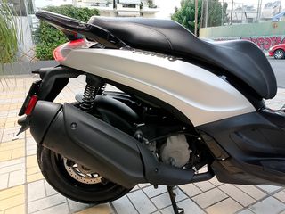 Piaggio Beverly 350 2020-thumb-9