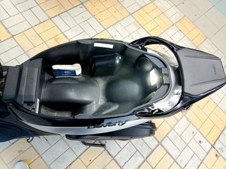 Piaggio Beverly 350 2020-thumb-15