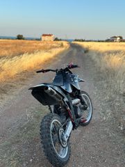 Aprilia Pegaso 650 2006-thumb-2