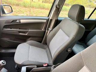 Opel Zafira 2010 /// 7 θέσιο /// Tρίτεκνοι - Πολύτεκνοι - Αμέα ///-thumb-17