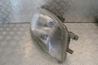 Φανάρι Εμπρός Δεξιά Toyota Hiace 1995-2005-thumb-1