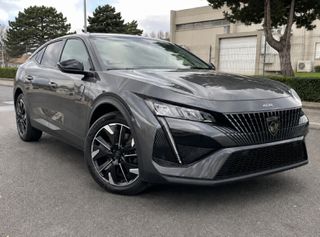 Peugeot 408 2023