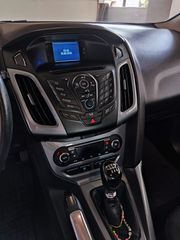 Ford Focus 2011 3 TITANIUM-thumb-13