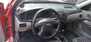 Nissan Almera 2002