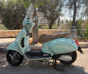 Vespa GTS 300 2020-thumb-1