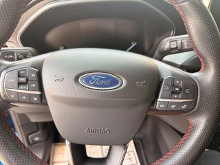 Ford Focus 2023 ST LINE-thumb-11