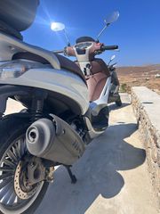 Piaggio Beverly 300 2018-thumb-4