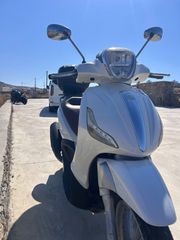 Piaggio Beverly 300 2018-thumb-7