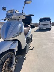 Piaggio Beverly 300 2018-thumb-8