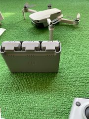 Multicopters-Drones DJI 2022 MINI 2 FLY MORE COMBO-thumb-3