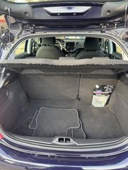 Peugeot 208 2015-thumb-3