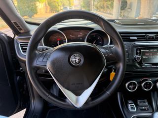 Alfa Romeo Giulietta 2017 SUPER/Diesel/DNA/R17-thumb-13