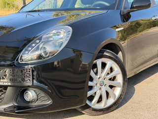 Alfa Romeo Giulietta 2017 SUPER/Diesel/DNA/R17-thumb-1