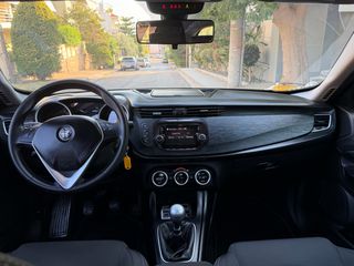 Alfa Romeo Giulietta 2017 SUPER/Diesel/DNA/R17-thumb-11