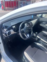 Nissan Micra 2017-thumb-6