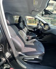 Peugeot 2008 2017 GT LINE-thumb-8