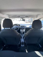 Peugeot 208 2018 1.2 PURETECH-thumb-10
