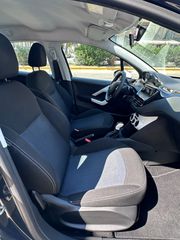 Peugeot 208 2018 1.2 PURETECH-thumb-8