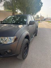 Mitsubishi L200 2011