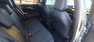 Jeep Avenger 2023 SUMMIT-thumb-14