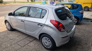 Hyundai i 20 2014 1.1 CRDi diesel-thumb-4