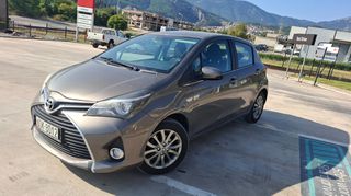 Toyota Yaris 2016 1.0_ζάντες_προβολείς_camera_a/c_βιβλίο_Δώρο Service