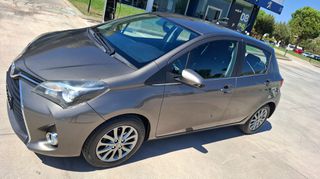 Toyota Yaris 2016 1.0_ζάντες_προβολείς_camera_a/c_βιβλίο_Δώρο Service-thumb-8
