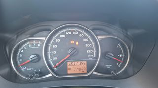 Toyota Yaris 2016 1.0_ζάντες_προβολείς_camera_a/c_βιβλίο_Δώρο Service-thumb-11
