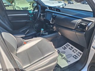 Toyota Hilux 2021-thumb-9