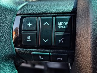 Toyota Hilux 2021-thumb-19