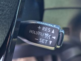 Toyota Hilux 2021-thumb-21