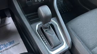 Renault Clio 2022 1600cc V E-TECH HYBRID Equilibre 140HP-thumb-33
