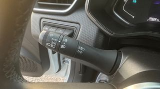 Renault Clio 2022 1600cc V E-TECH HYBRID Equilibre 140HP-thumb-24