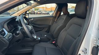 Renault Clio 2022 1600cc V E-TECH HYBRID Equilibre 140HP-thumb-16