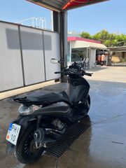 Piaggio Beverly 300 2016-thumb-1