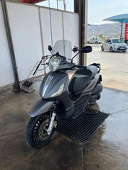 Piaggio Beverly 300 2016-thumb-2