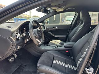 Mercedes-Benz GLA 200 2018 AMG Line + White Art Edition + Night Package-thumb-8