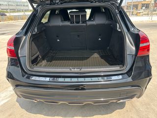 Mercedes-Benz GLA 200 2018 AMG Line + White Art Edition + Night Package-thumb-17