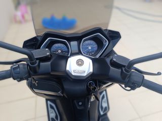 Yamaha XMAX 400 2017 iron  max-thumb-7