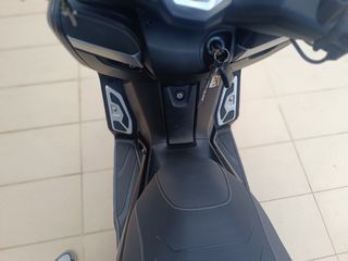 Yamaha XMAX 400 2017 iron  max-thumb-8