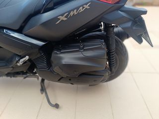 Yamaha XMAX 400 2017 iron  max-thumb-9