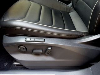 Volkswagen Tiguan 2022 R-LINE ΜΝΗΜΕΣ ΔΕΡΜΑ 20'' ΖΑΝΤΕΣ ADAPTIVE CRUICE  IQ.LIGHT-thumb-18