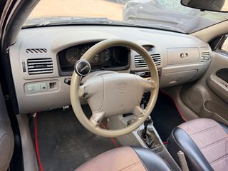Kia Rio 2003-thumb-17