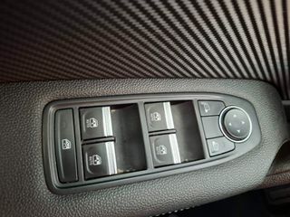 Renault Captur 2022 1.6 E-TECH FULL HYBRID RS LINE AYTOMATO F1-thumb-60