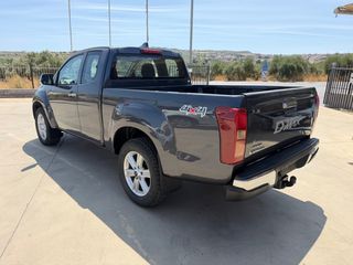 Isuzu D-Max 2017 1,9c.c 164 hp 6 A/T ΜΙΑΜΙΣΗ ΚΑΜΠΙΝΑ LS-thumb-8