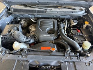 Isuzu D-Max 2017 1,9c.c 164 hp 6 A/T ΜΙΑΜΙΣΗ ΚΑΜΠΙΝΑ LS-thumb-33