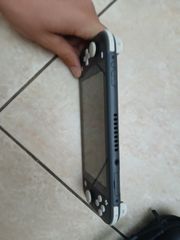 Nintendo switch lite-thumb-9
