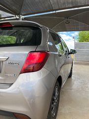 Toyota Yaris 2015 HYBRID - AUTOMATIC - NAVI - CAMERA-thumb-8