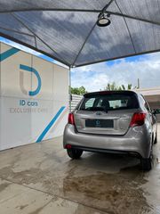 Toyota Yaris 2015 HYBRID - AUTOMATIC - NAVI - CAMERA-thumb-9